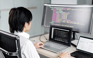 广州 ,php声明和调用变量的符号是什么？